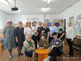 Игра - одно из наиболее ценных видов детской деятельности. Игра - одно из наиболее ценных видов детской деятельности.